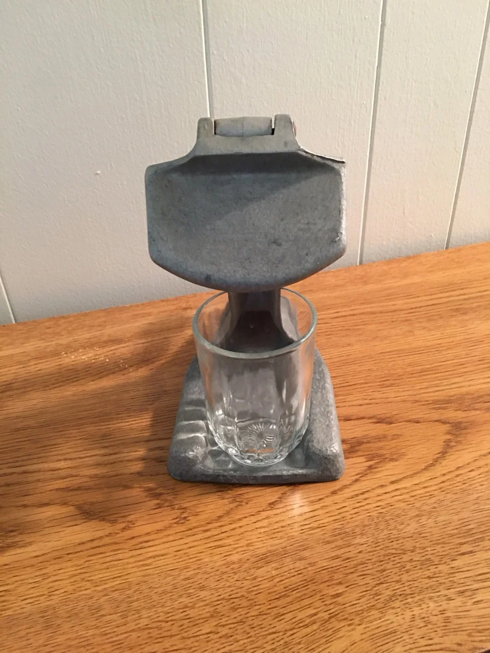 Antique/Vintage Juicer